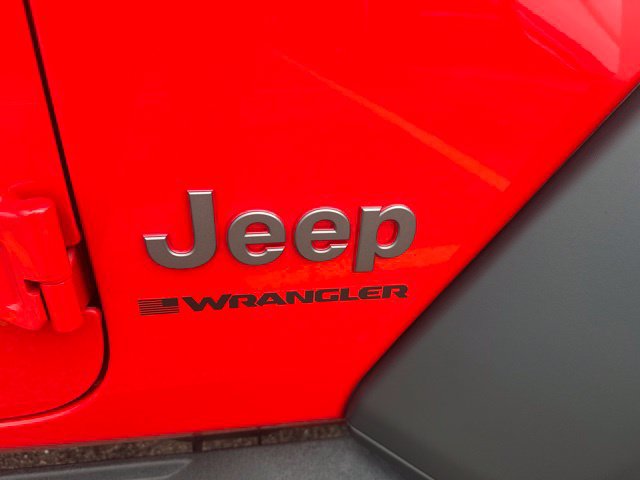 Used 2026 Jeep Wrangler Unlimited Rubicon w/ Safety Group AWD/4WD image 13