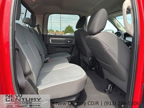 Used 2023 RAM 1500 Classic SLT w/ Trailer & Traction Group image 9