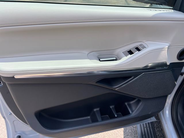 New 2026 Lincoln Navigator Reserve AWD/4WD image 11