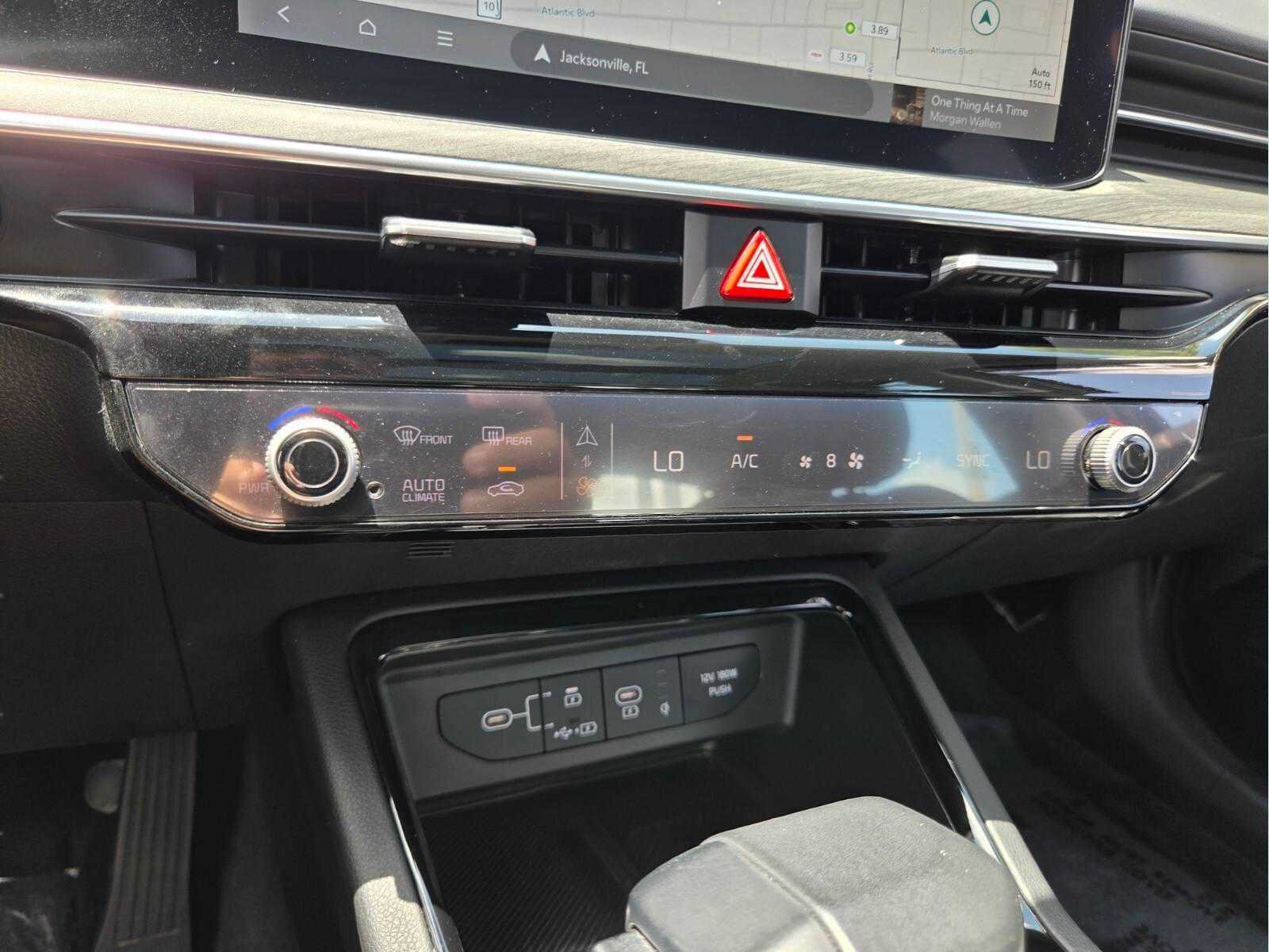 Used 2025 Kia K5 EX FWD image 24