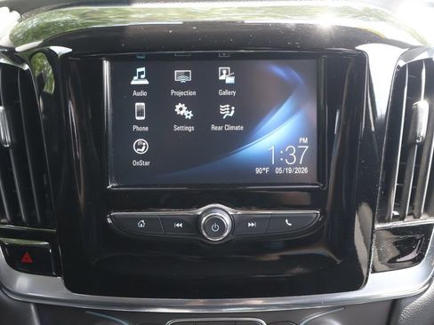 Used 2018 Chevrolet Traverse LS FWD image 15