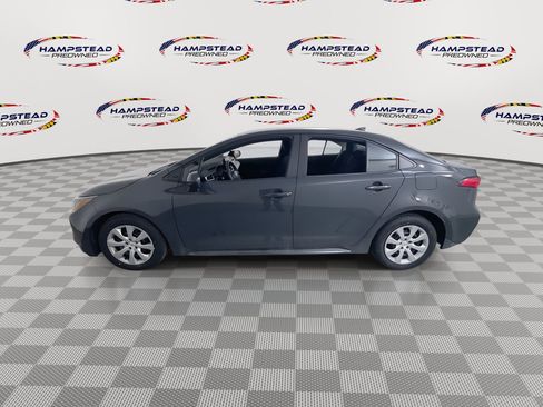 Used 2023 Toyota Corolla LE FWD image 5