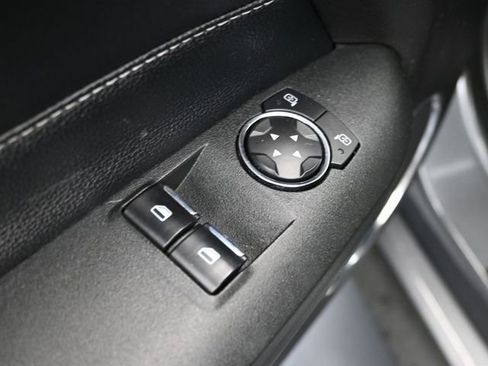 Used 2022 Ford Mustang GT Premium image 14