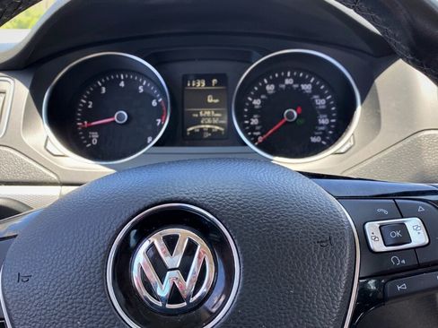 Used 2015 Volkswagen Jetta SE FWD image 11