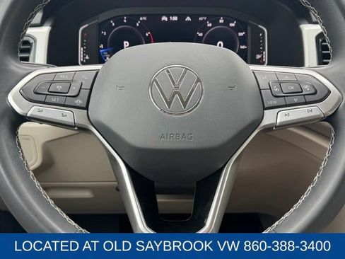 Certified 2023 Volkswagen Atlas SE w/ Black Wheel Package AWD/4WD image 35
