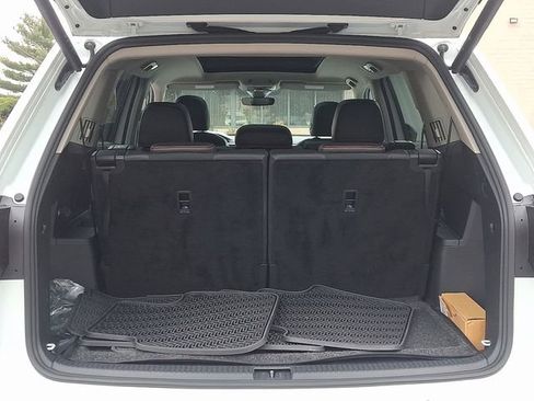 Certified 2025 Volkswagen Atlas Peak Edition SE image 30