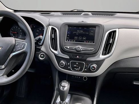 Used 2020 Chevrolet Equinox LS FWD image 7