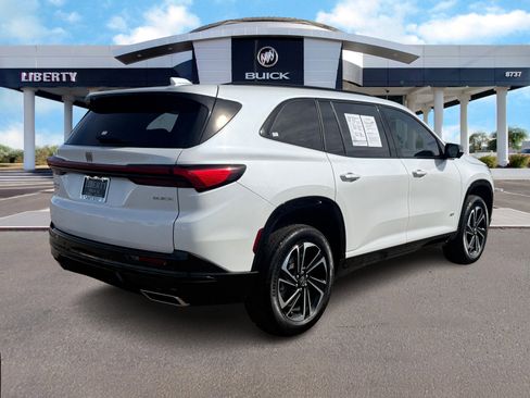 Used 2025 Buick Enclave Sport Touring w/ Power Package image 3