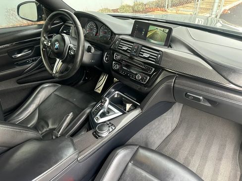 Used 2018 BMW M4 Coupe w/ Competition Package image 25