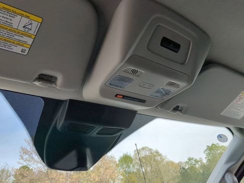 New 2025 Ford Transit 250 Low Roof image 18