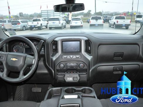Used 2022 Chevrolet Silverado 1500 Custom w/ LPO, Dark Essentials Package image 18