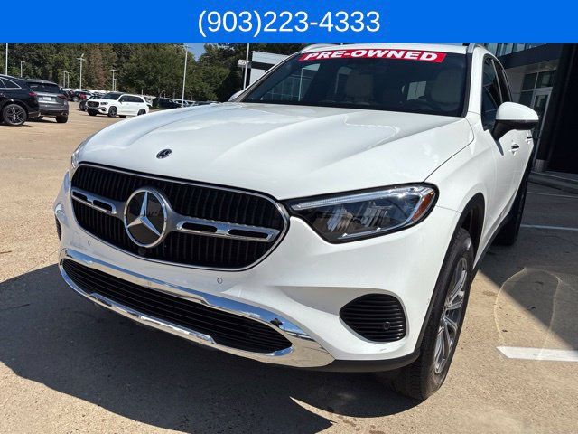 Used 2023 Mercedes-Benz GLC 300 4MATIC image 5