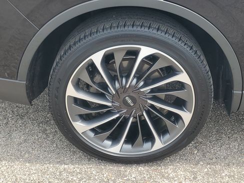 Used 2024 Lincoln Aviator Reserve w/ Equipment Group 201A AWD/4WD image 7