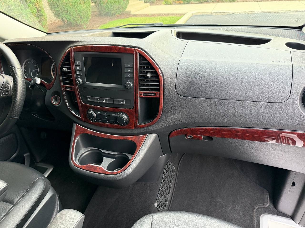 Used 2021 Mercedes-Benz Metris Passenger image 39