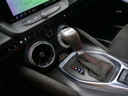 Used 2021 Chevrolet Camaro ZL1 image 16