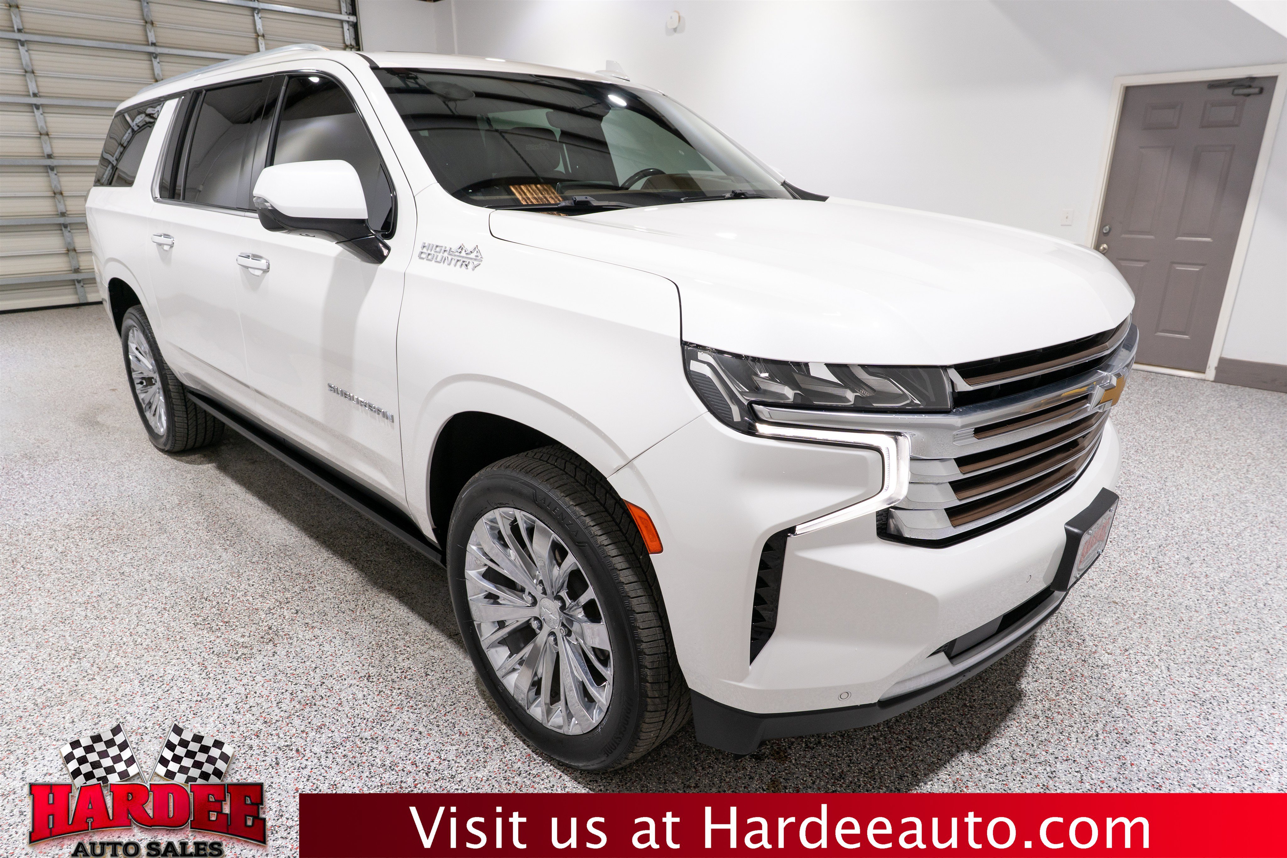 Used 2021 Chevrolet Suburban High Country w/ Premium Package AWD/4WD image 6