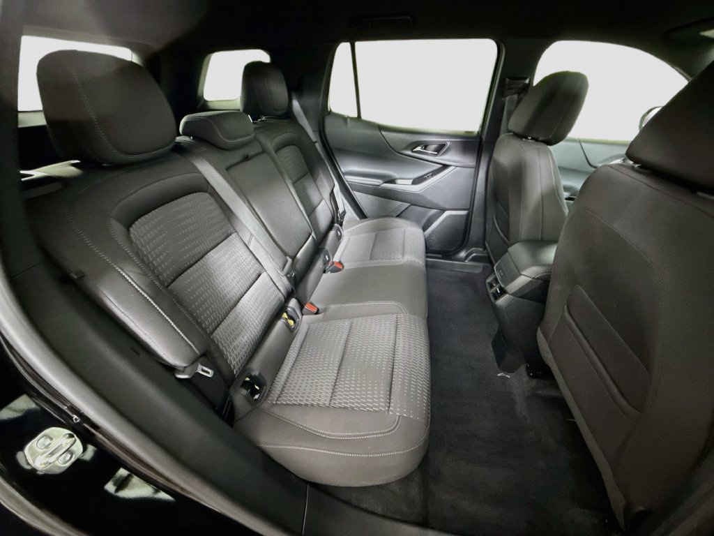 Used 2025 Chevrolet Equinox LT AWD/4WD image 25