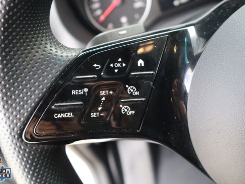 Used 2025 Mercedes-Benz Sprinter 2500 image 16