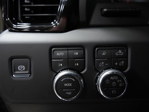 New 2026 GMC Sierra 1500 AT4 w/ AT4 Premium Package image 25