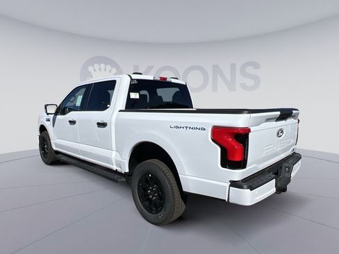 New 2025 Ford F150 Lightning XLT image 4