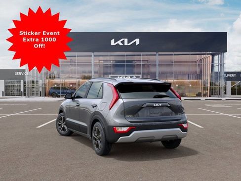 New 2025 Kia Niro EX image 5