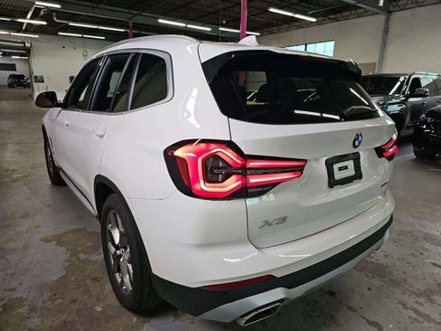Used 2024 BMW X3 xDrive30i w/ Premium Package AWD/4WD image 3