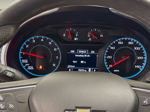 Used 2020 Chevrolet Malibu LT FWD image 14