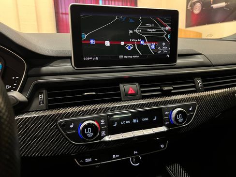 Used 2019 Audi RS 5 w/ Black Optic Carbon Package image 35