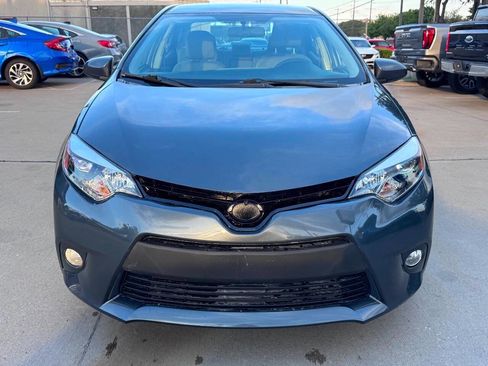 Used 2015 Toyota Corolla LE FWD image 2