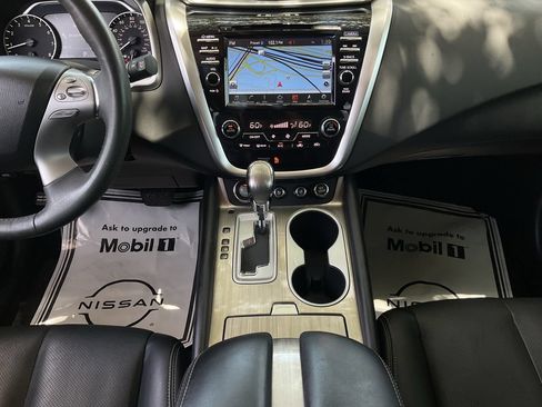 Used 2017 Nissan Murano Platinum w/ Platinum Technology Package FWD image 14