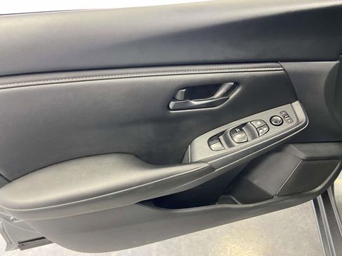 Used 2025 Nissan Sentra S FWD image 15
