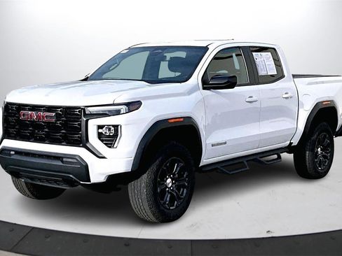 Used 2024 GMC Canyon Elevation w/ Trailering Package image 4