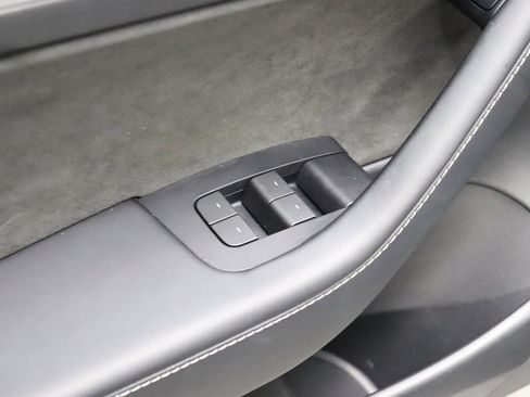 Used 2022 Tesla Model 3 image 43