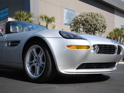 Used 2001 BMW Z8 image 11