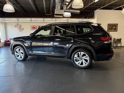 Used 2021 Volkswagen Atlas SE image 8