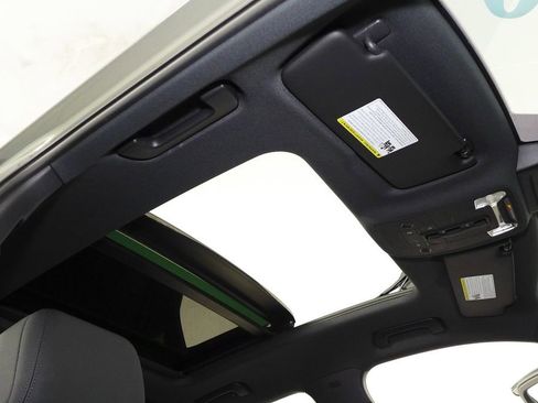 Used 2022 Audi Q3 2.0T Premium Plus w/ Premium Plus Package image 18