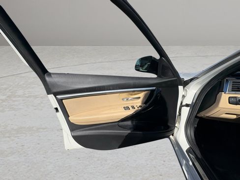 Used 2018 BMW 330i xDrive Sedan image 26