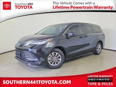 Used 2023 Toyota Sienna LE