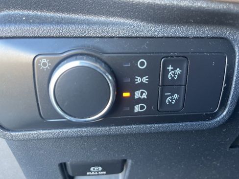 Used 2022 Ford Bronco Wildtrak image 24