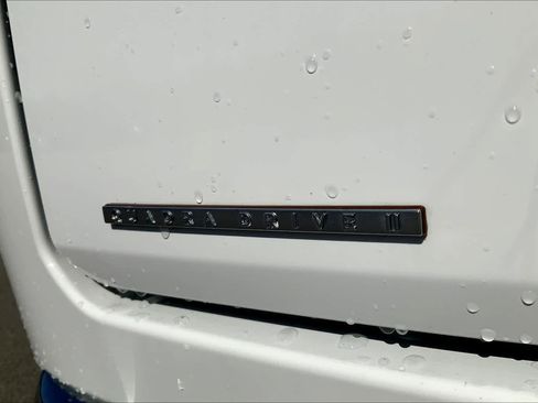 Used 2022 Jeep Grand Wagoneer Series III w/ HD Trailer Tow Package image 9