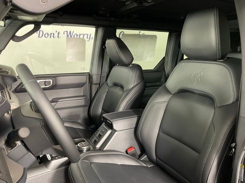 Used 2019 Ford Fusion SE FWD image 14
