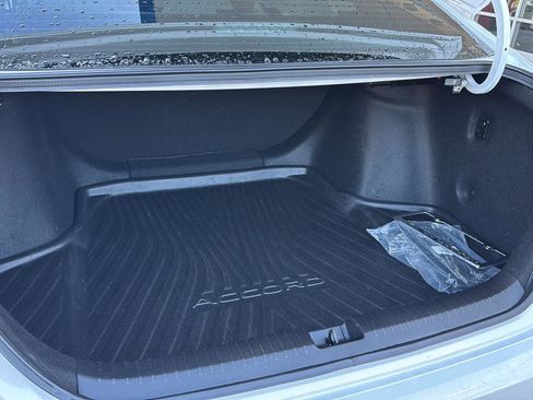 Used 2023 Honda Accord LX image 27