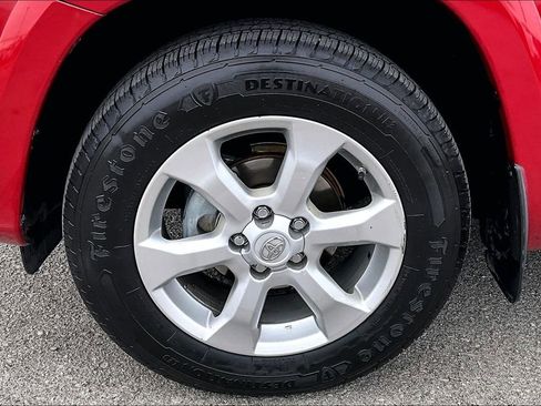 Used 2010 Toyota RAV4 Limited image 12