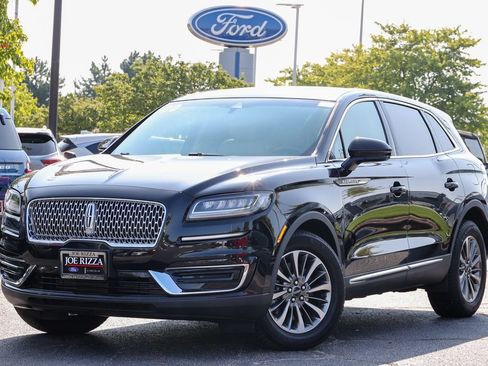 Used 2020 Lincoln Nautilus Premier w/ Equipment Group 101A AWD/4WD image 2