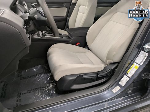 Used 2023 Honda Civic LX image 9