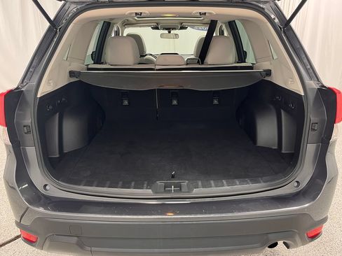 Used 2022 Subaru Forester Premium AWD/4WD image 29
