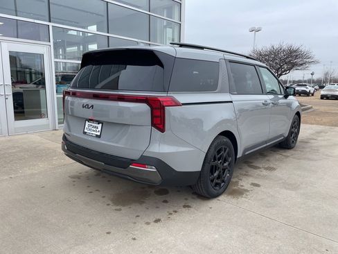 New 2026 Kia Carnival SX image 5