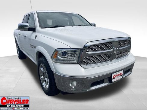 Used 2017 RAM 1500 Laramie AWD/4WD image 1