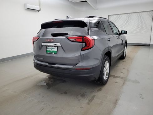Used 2020 GMC Terrain SLE w/ Driver Convenience Package image 9