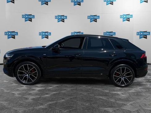 Used 2022 Audi Q8 Prestige AWD/4WD image 2